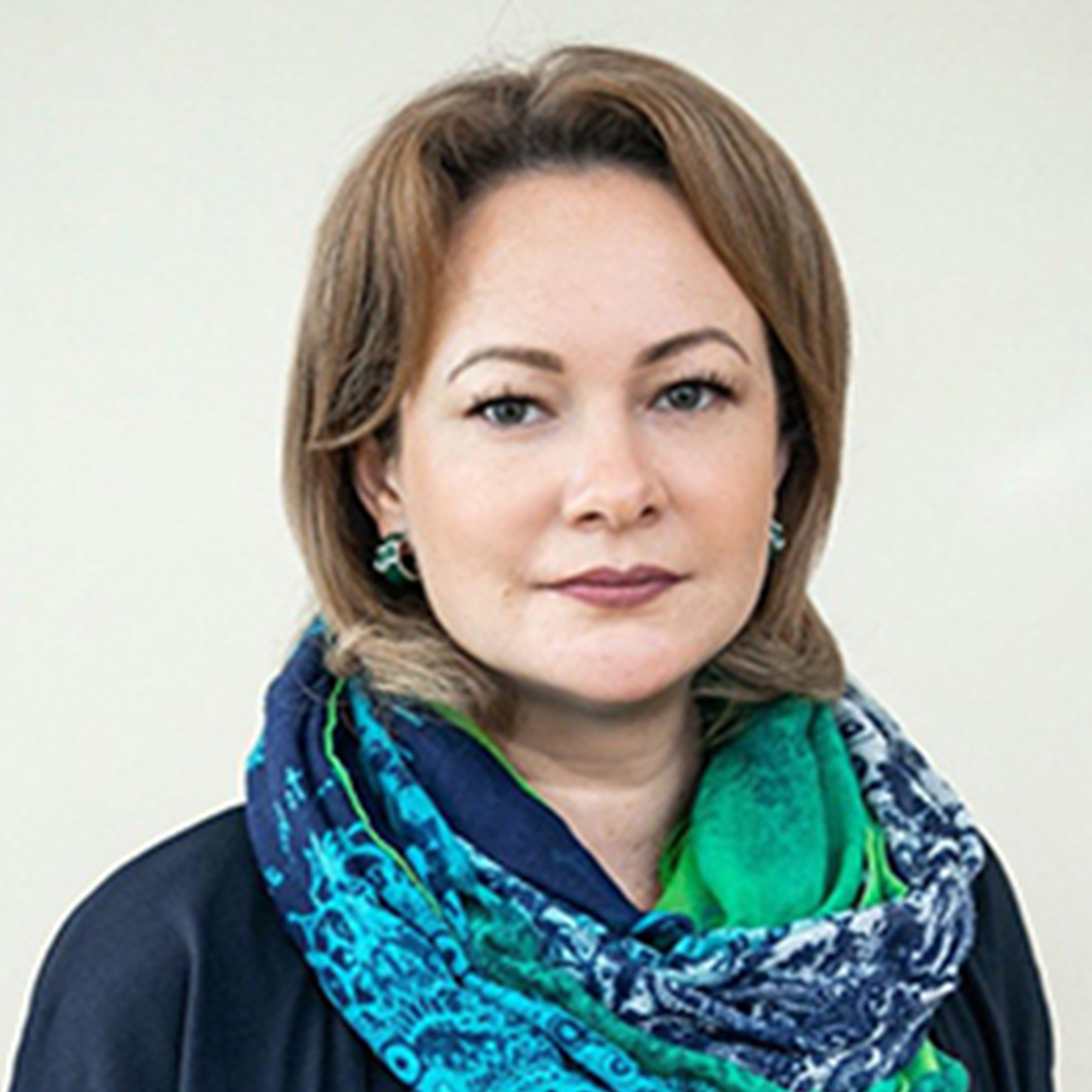 Людмила Лисятникова